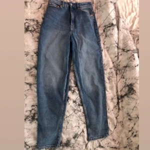 Jeans  - Jätte fina, använda 1-2 ggr 
