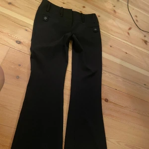 Bootcut kostym byxor - Mid-low kostymbyxor passar 165-170