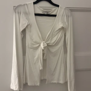 Design by si blus  - Vit design by si blus i jötte bra skick❤️skriv gärna för fler bilder❤️