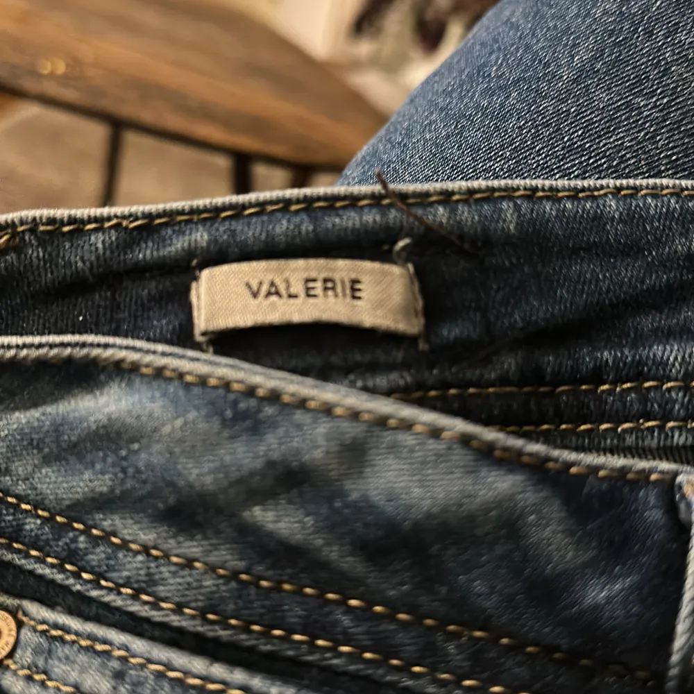 Ltb jeans,  modell Valerie Säljer för att de är för korta  . Jeans & Byxor.