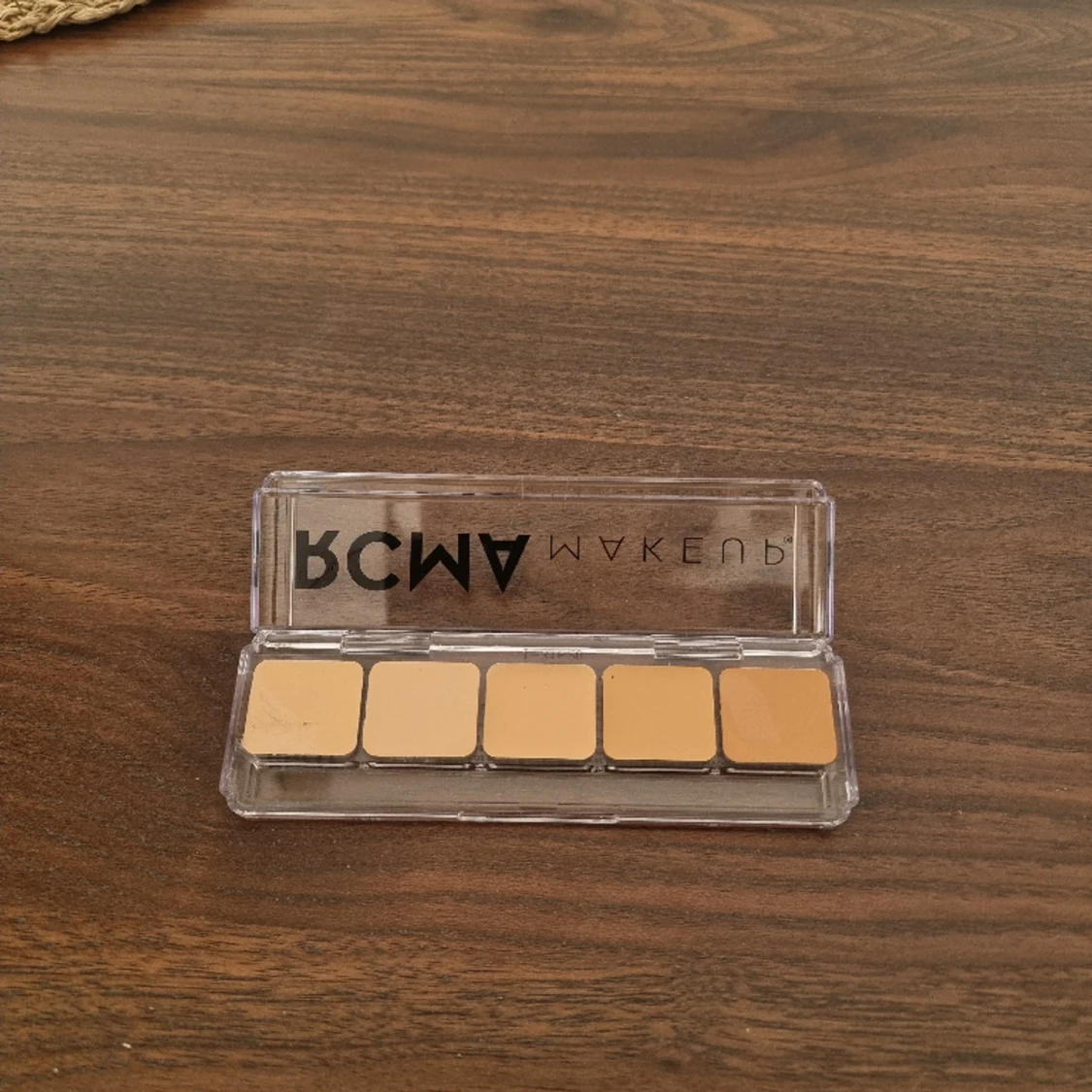 RCMA foundation palett - KO - 90