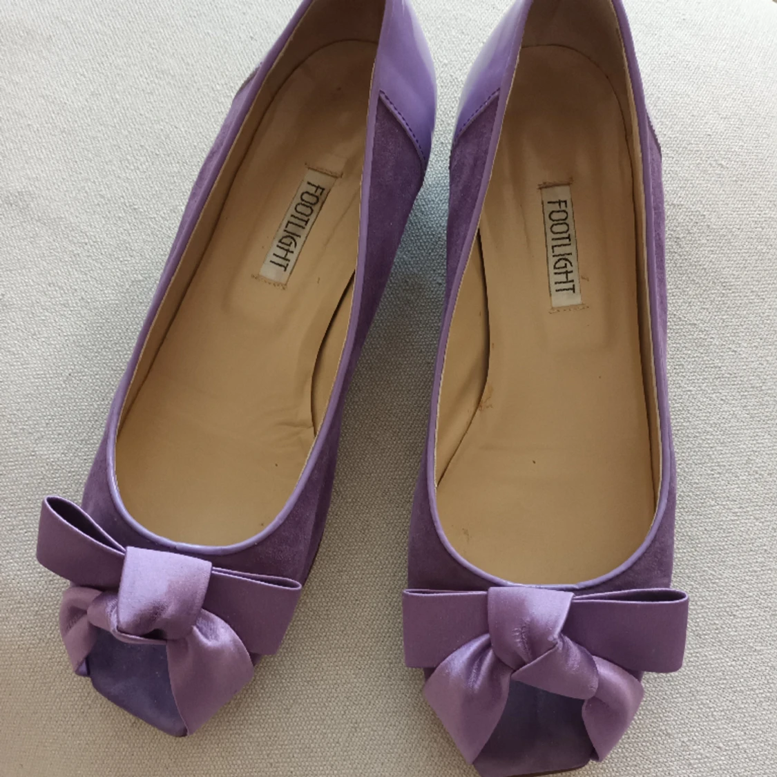 Syrenfärgade ballerinaskor från Footlight stl 39