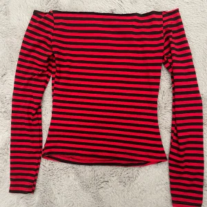 Off shoulder topp❤️ - Aldrig använd!! 
