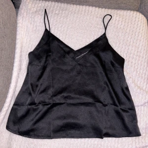 Linne - Linne i stl M!  Pris: 90+frakt