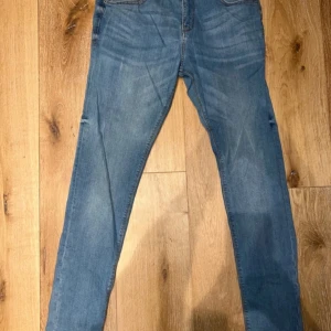 Pull & Bear Jeans - Storlek 44