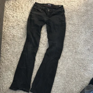 Low waist jeans  - Crocker jeans bra skick inga defekter storlek 28 vilket är typ storlek s/xs