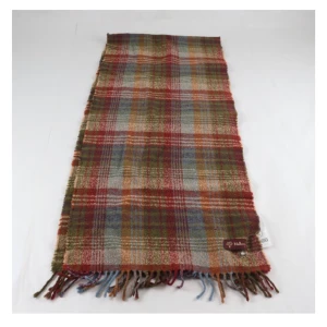 Halsduk Mulberry vintage - Halsduk från Mulberry i 100% ull.  Använd mkt lite och därför i utmärkt skick. Etiketten har dessvärre lossnat. 