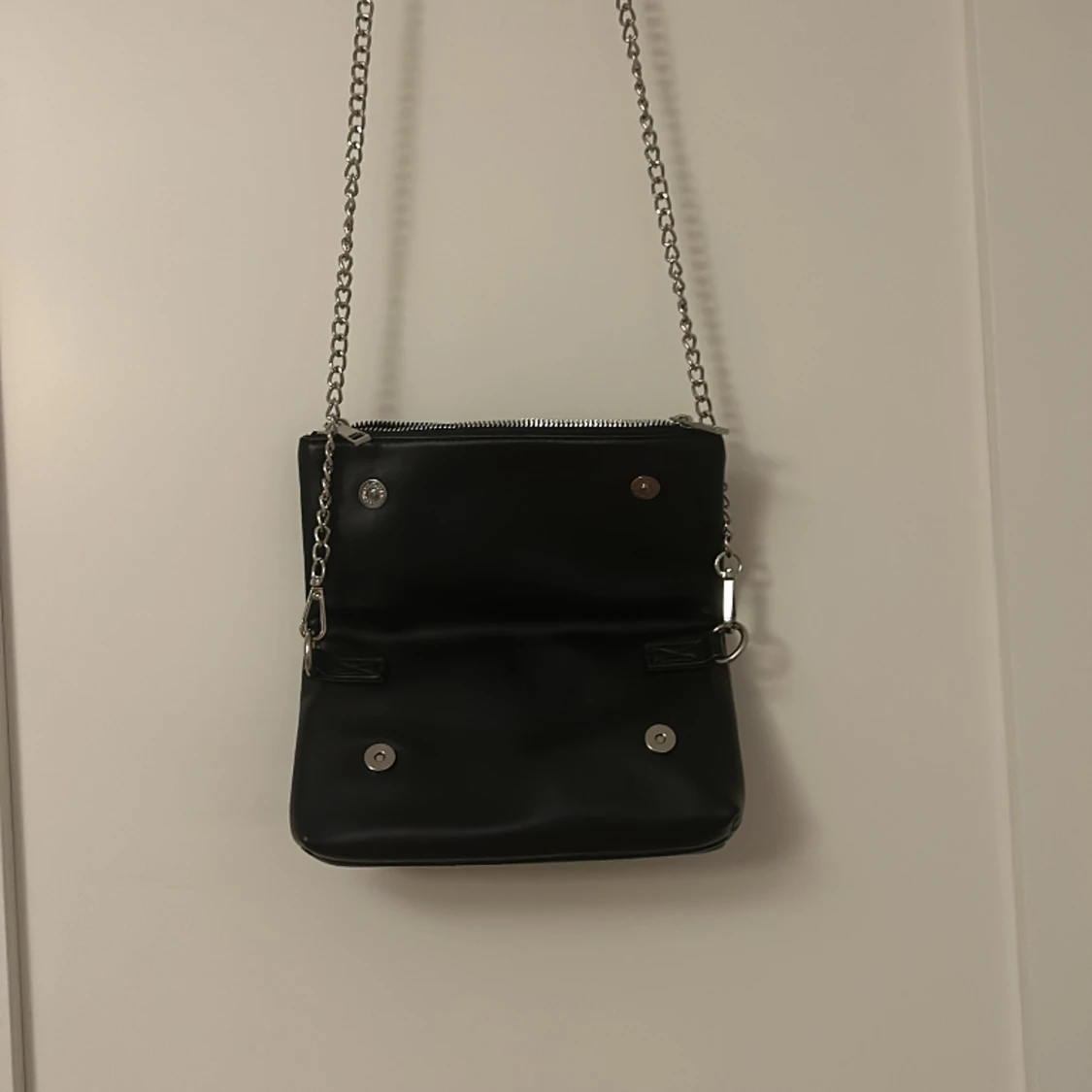 Trendig axelremsväska  - 90