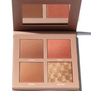 Intressekoll på min Classy palet - Intressekoll på min oanvänd Classy paket från caia som just nu är slutsåld. Kom med pris förslag.💋😽köparen står för frakt 