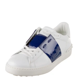 Valentino opens  - Tja säljer nu dessa valentino opens i storlek 43. Skorna är använda ett par gånger. Pris 3300kr  