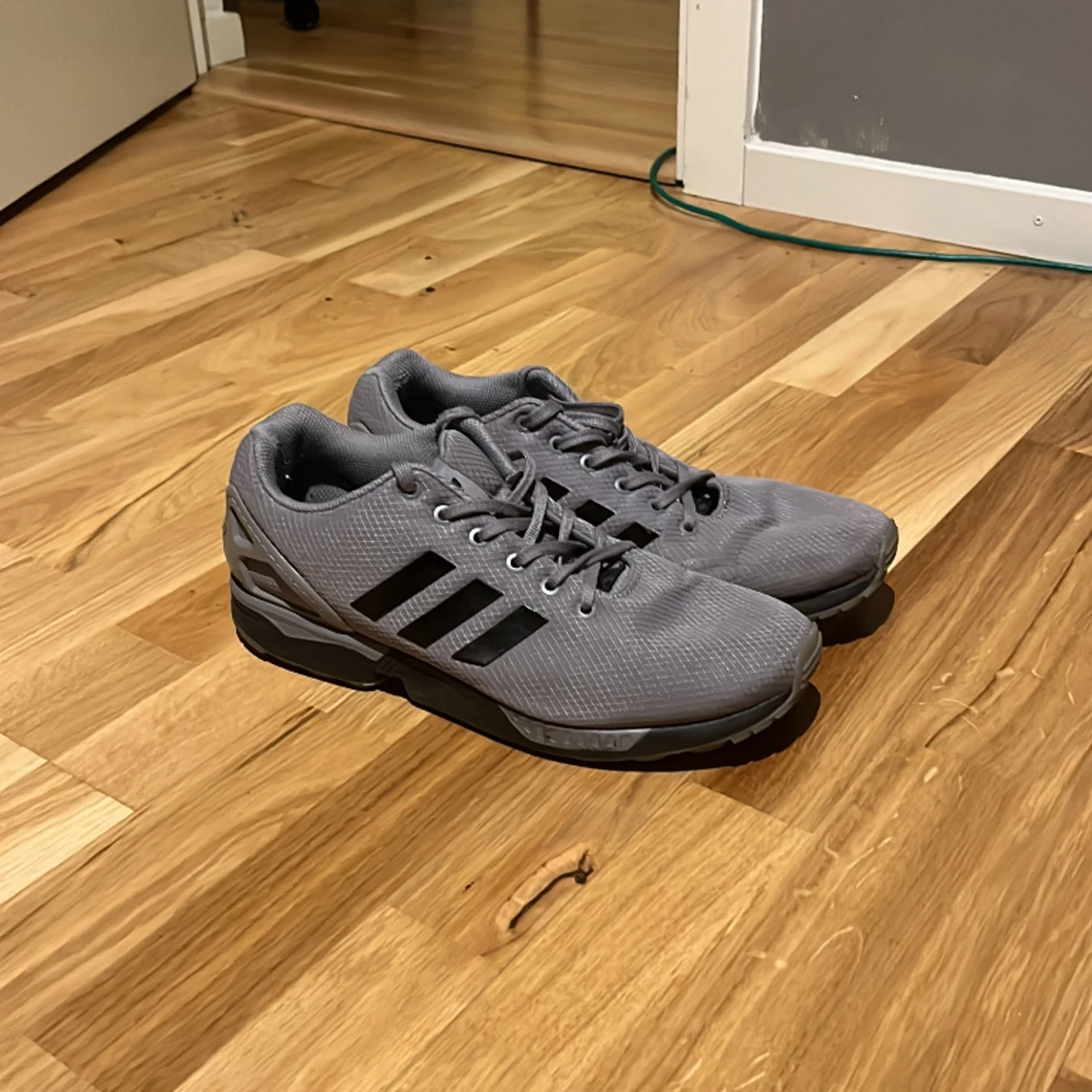 Adidas Flux skor. - 90