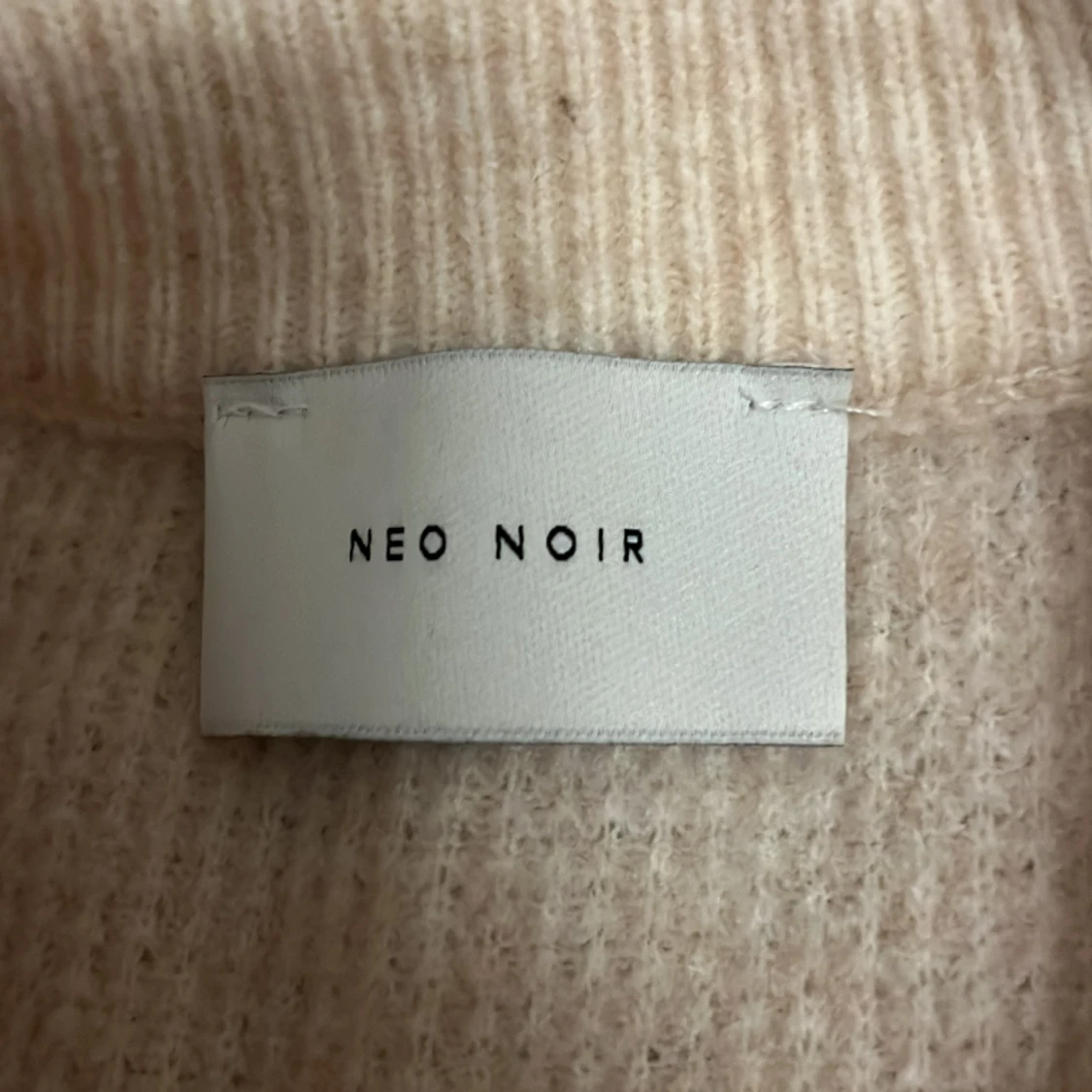 Stickad T-shirt - 91