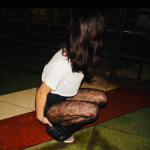 Spetsbyxor  - Storlek s, Längt ifrån toppen till botten ca 110cm!¡ Från StudioODD Midjemåttet 31cm från kant till tank (Strechiga)