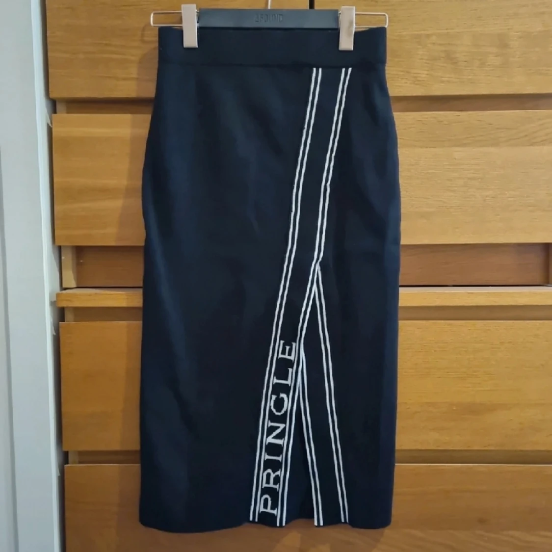 Stickade kjol från hm x pringle 