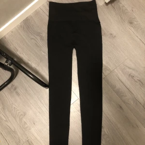 Leggings  - Leggings nya m/l 