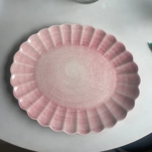 Mateus fat - Fint rosa fat från Mateus. Nyskick! Fin att ge i studentpresent 