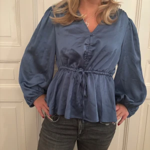 Sommar Blus  - Så fin blus som inte kommer till användning! 