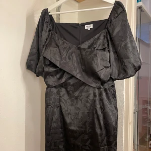 Klänning bubbleroom - Svart klänning från bubbleroom, använd 1 gång. Bra skick
