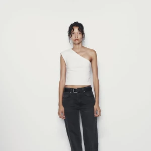 Vit topp - Jättesöt vit topp, endast använd 1 gång💞bra skick