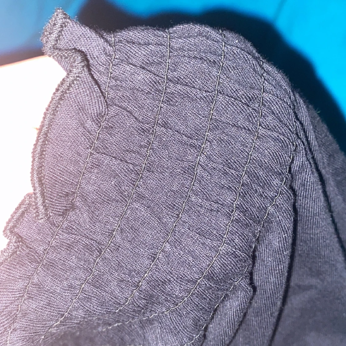 Off shoulder tröja - 90