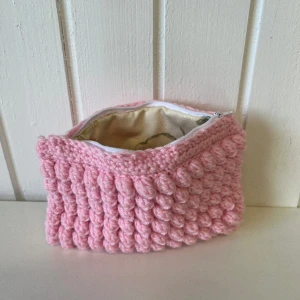 Necessär mellan - rosa  - 350kr + frakt 