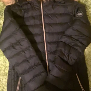 POLO vinterjacka  - Ny skick för tjej. Strl 160 200 kr