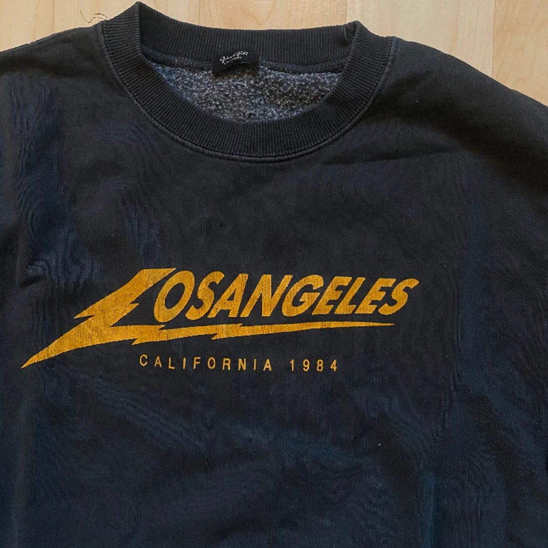 Brandy Melville sweatshirt  - 90