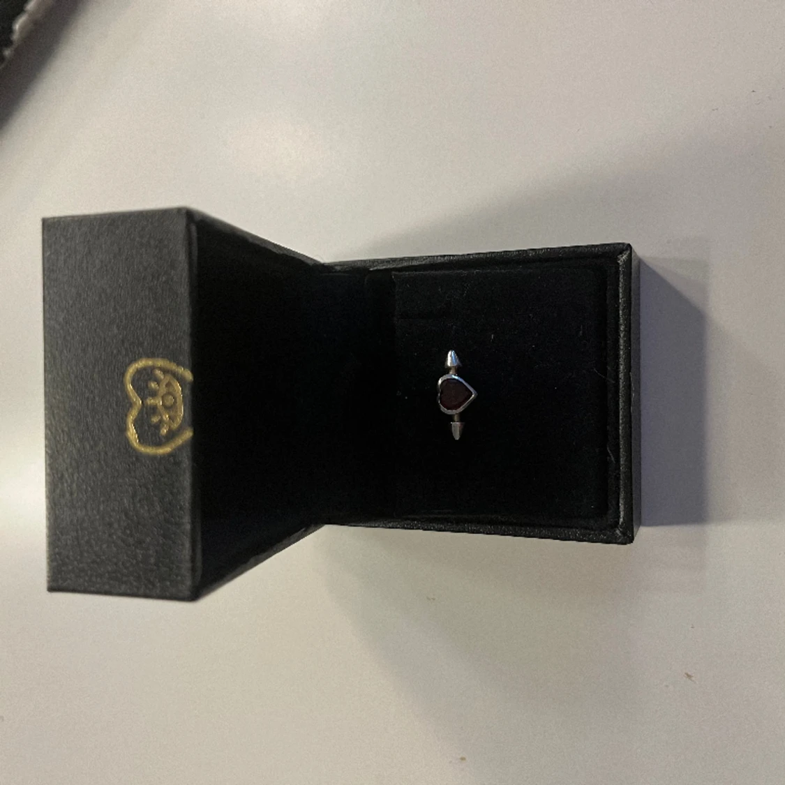 Pierced heart ear stud Maria Nilsdotter  - 90