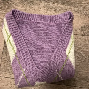 Handstickad väst - passar s-m