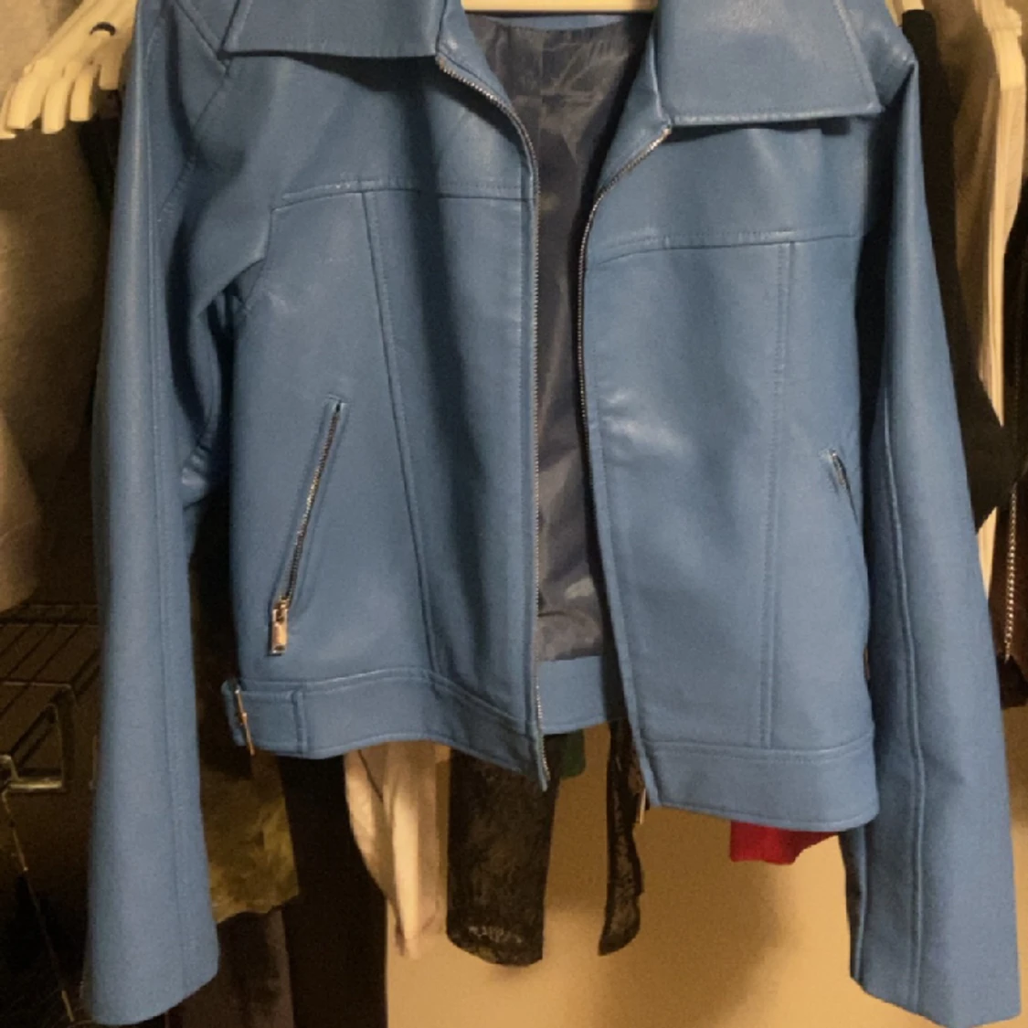Blå skin jacka  - 90
