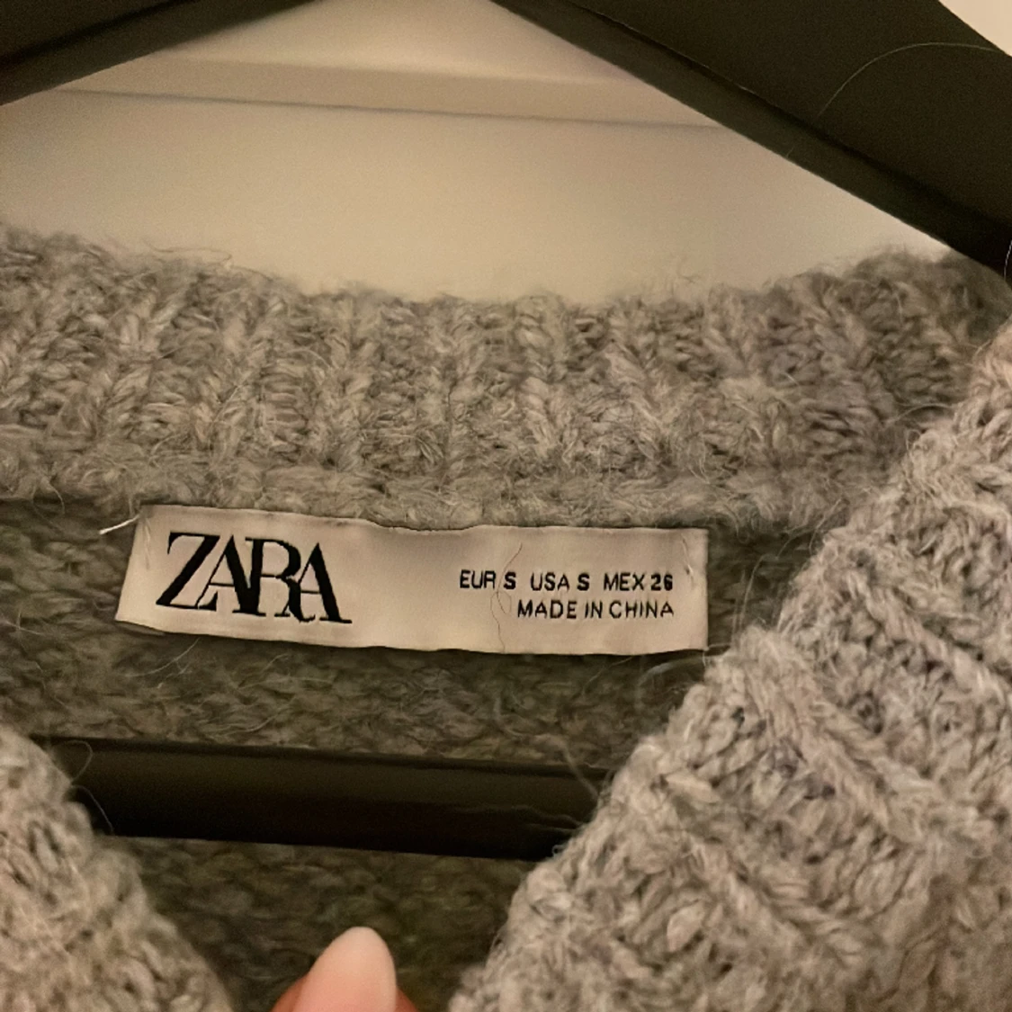 Stickad tröja  - 90