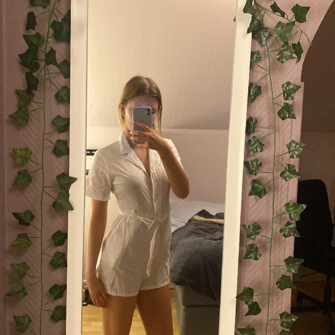 Vit shortsdress  - 91