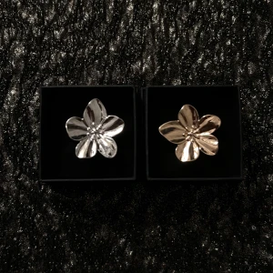 Ring - !Finns endast guld just nu! Jättefin justerbar ring💋 Passa på att köp nu, det finns endast en kvar☺️
