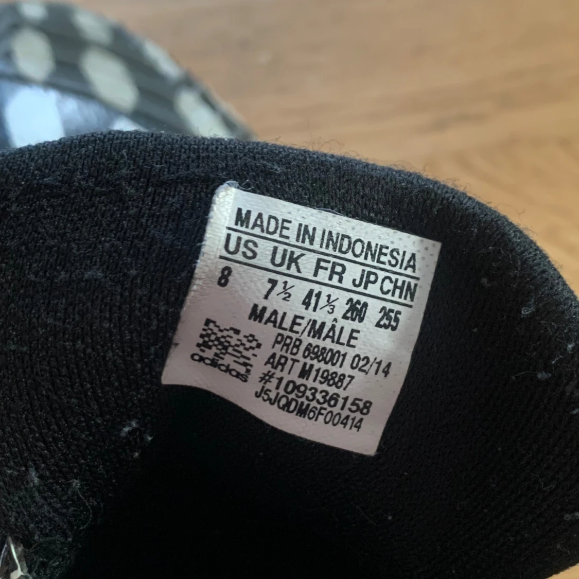 Adidas fotbollsskor, vit/ svart - 90