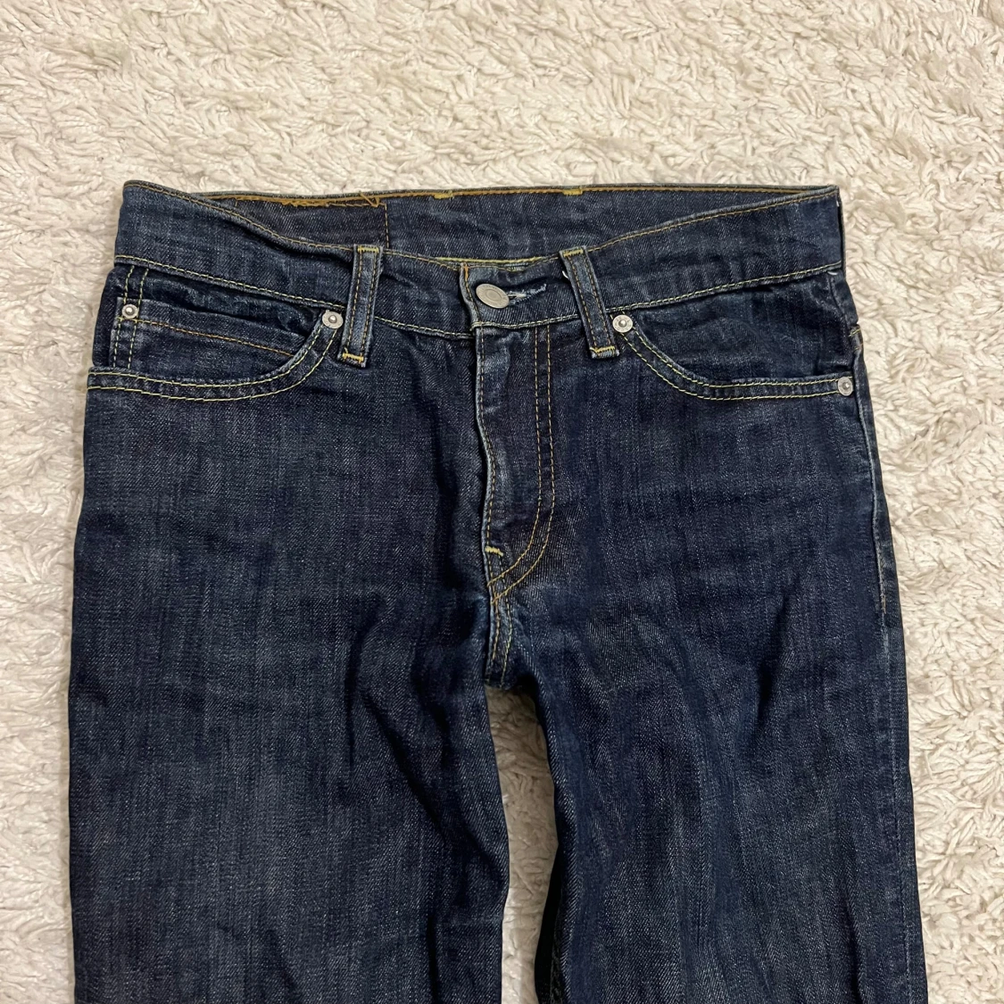 Levi’s Bootcut Jeans  - 90