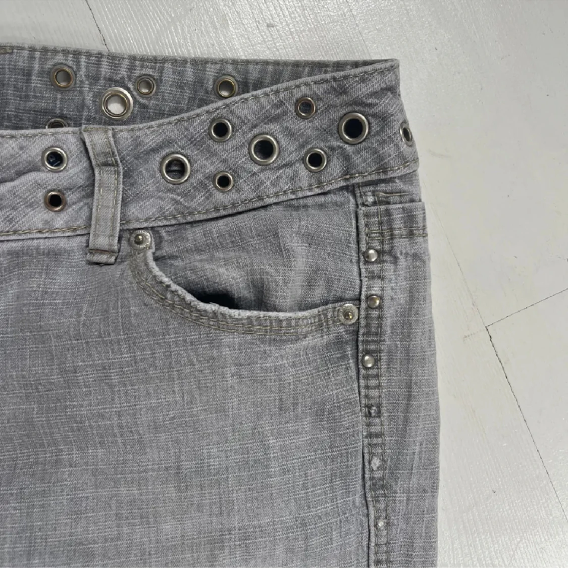 Gråa lågmidjade bootcut jeans - 92