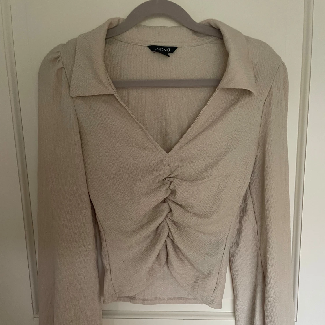 Långärmad blus beige  - 90