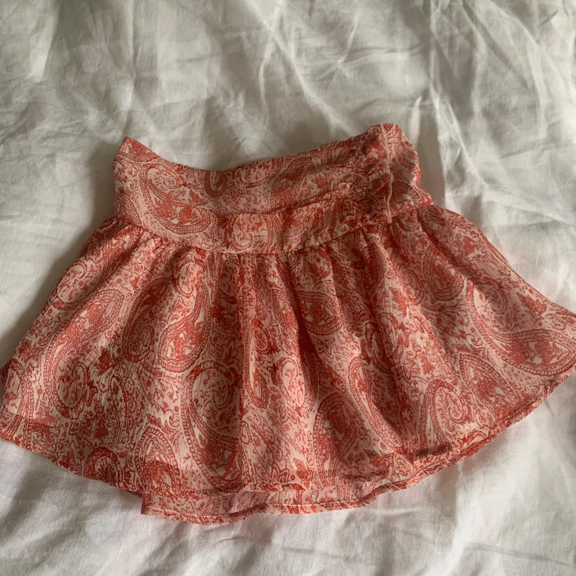 Röd/rosa kjol från Gina Young  - 90