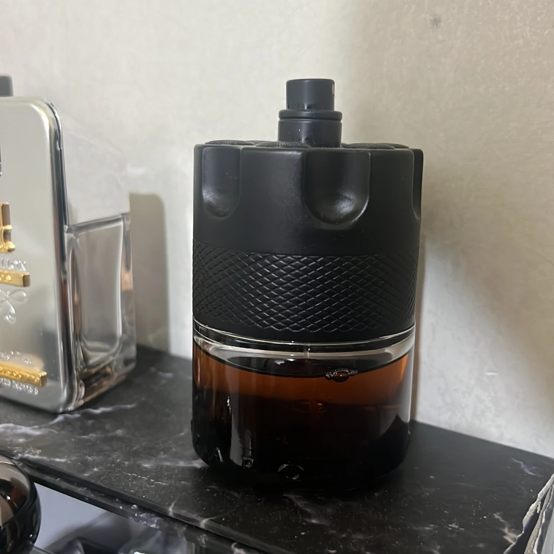 Två parfymer Azorro most  Wanted  och Prada l home  - 90