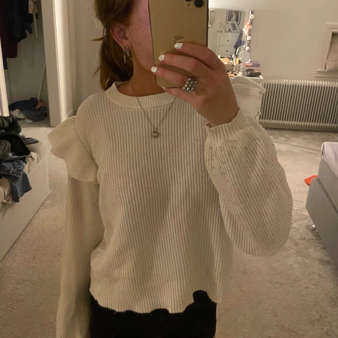 Stickad tröja🤍 - 91