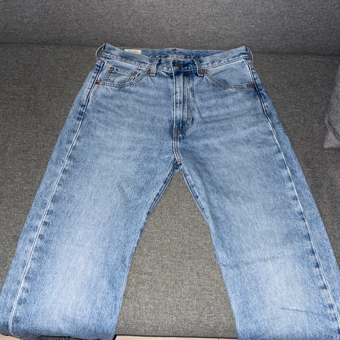 Blåa Levis jeans  - 90