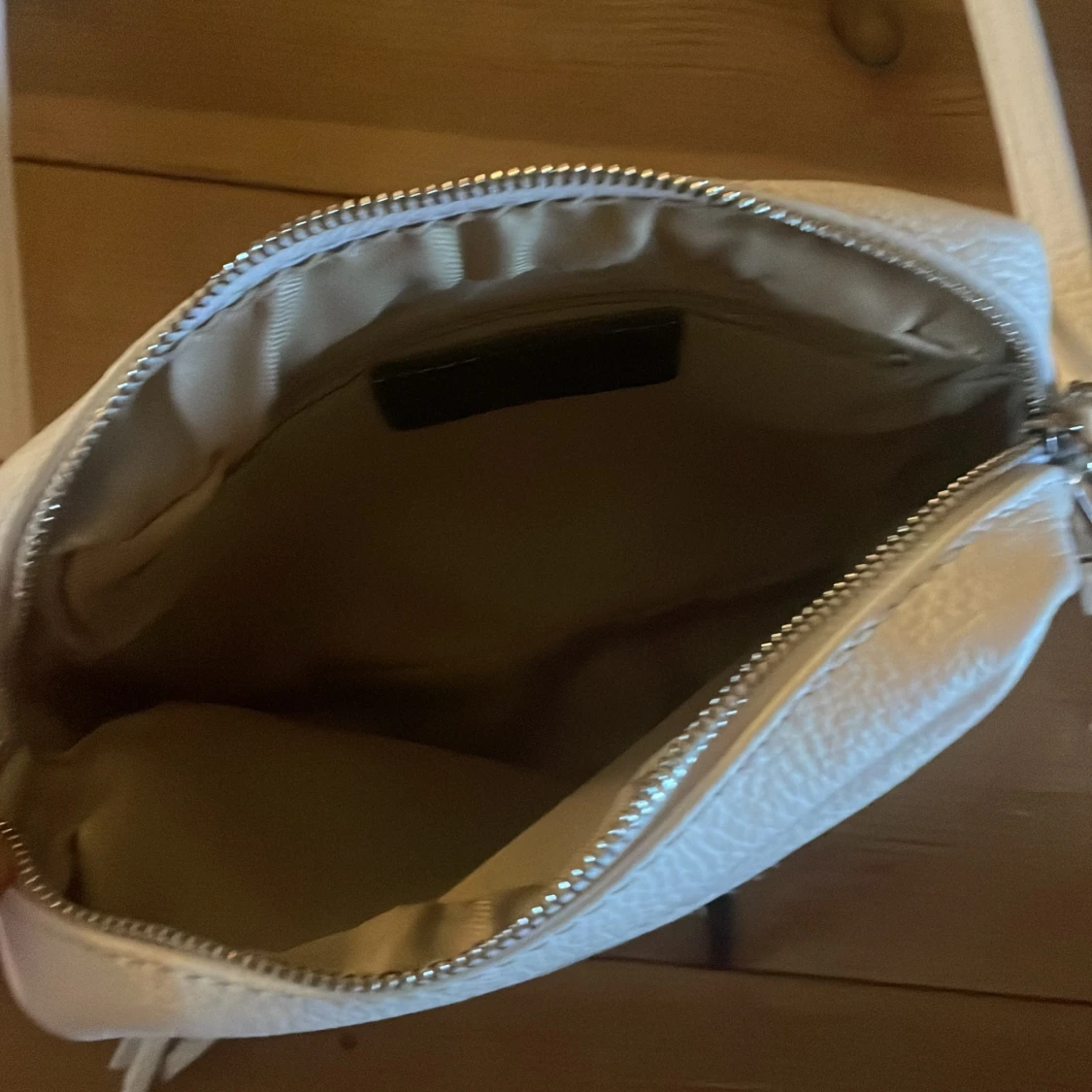 Äkta läder handväska  - 92