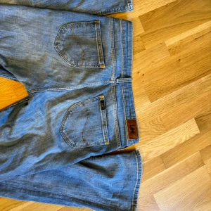 Lågmidjade jeans LEE - Lågmidjade jeans från lee som jag kommer till användning❤️ skriv privat för fler bilde 