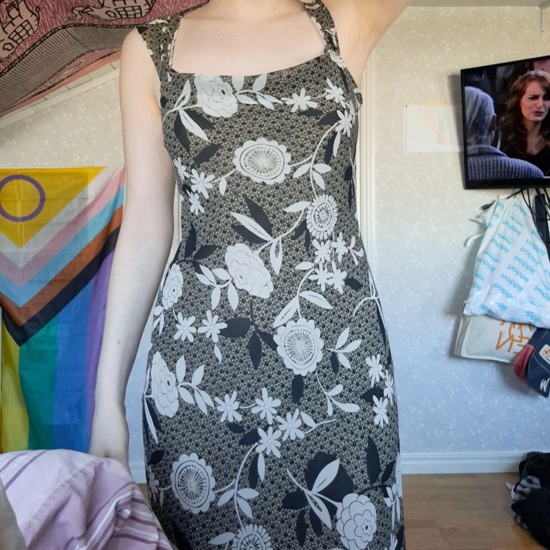 Midi klänning från Esprit - 90