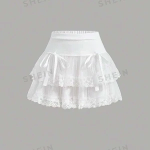 coquette kjol - Lånad bild!! Köpt ifrån shein och använd endast 1 gång så i bra skick:)) Säljs då den ej längre är i min stil, köpare står för frakt<33