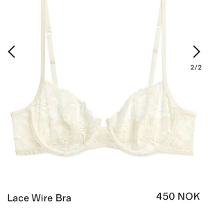Spetsbh  - Lace wire bra från Arket, nypris 400 sek. Använd några fåtal gånger och bra kvalitet. Kontakta för fler bilder! Passar även A-kupa
