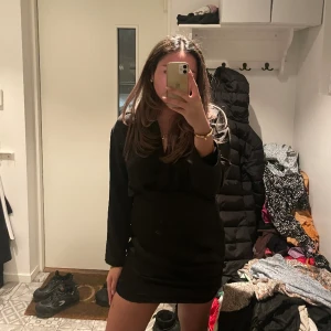 Klänning  - Har ni frågor är det bara att kontakta mig❤️❤️