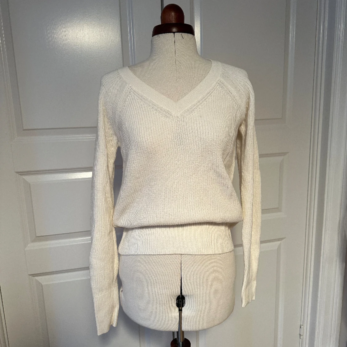 Vit stickad tröja från GAB USA