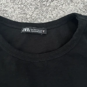 Tshirt - Croppad tshirt🩷