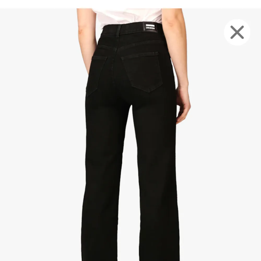 Jeans ifrån dr denim i fint skick. Nypris är 699 kr. Jeans & Byxor.